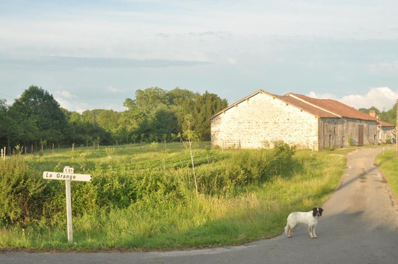 Villa La Ferme Aux Cinq Sens Bussiere-Boffy Exterior foto